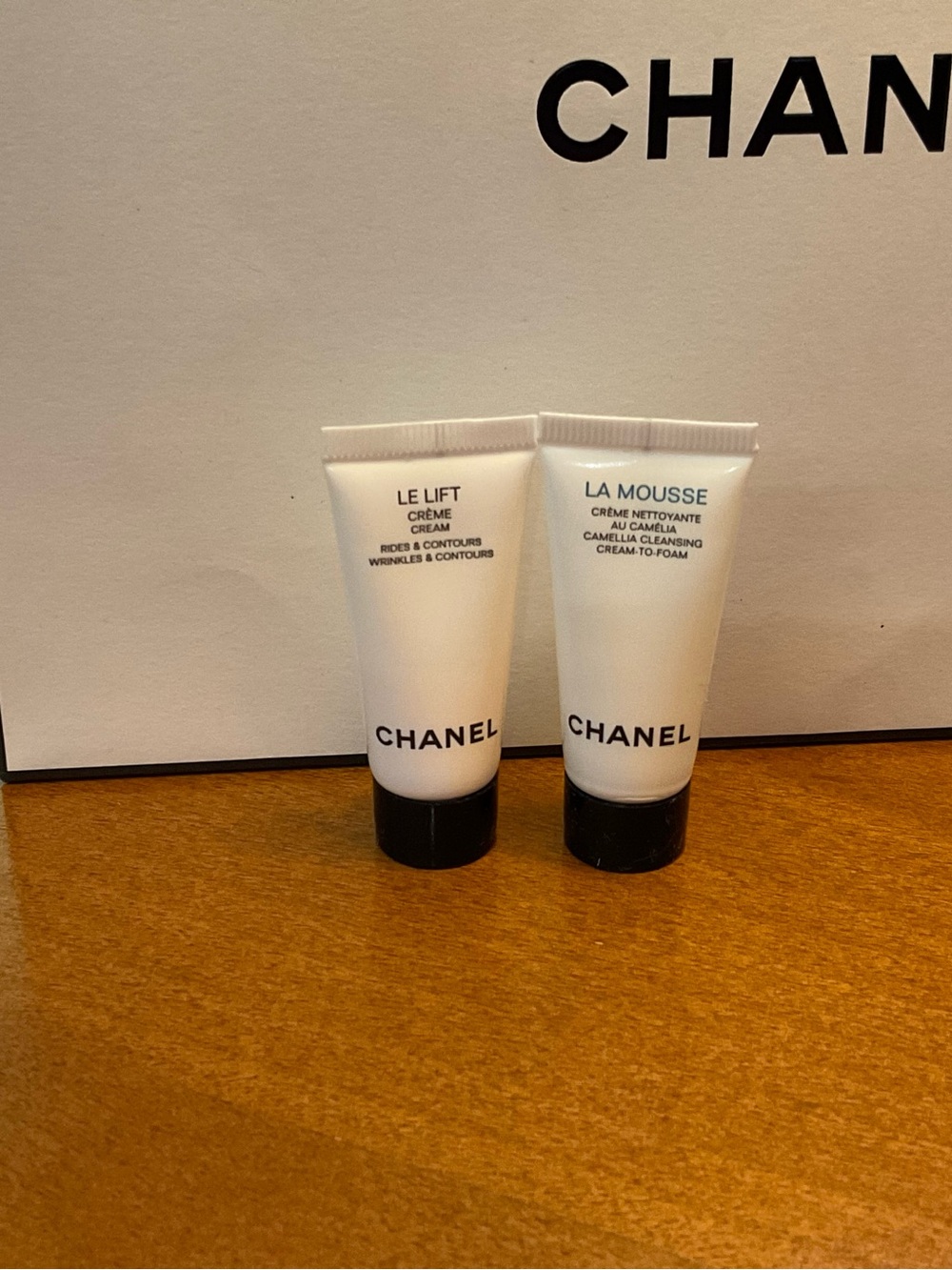 CHANEL Le Lift and La Mousse Skincare plus GiftBag AUTHENTIC NWT